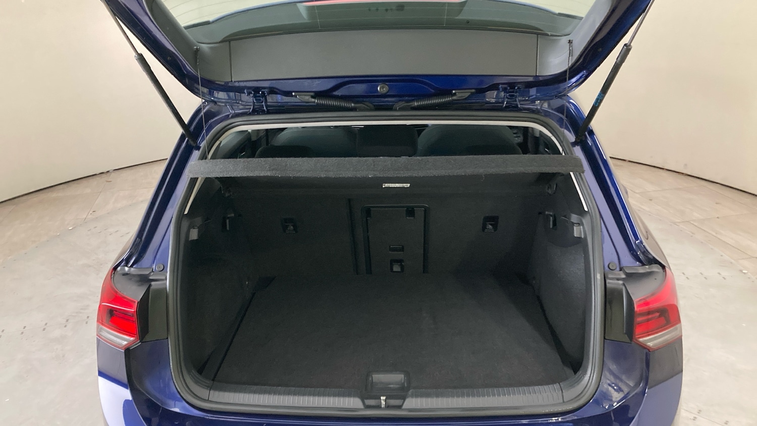 Used Volkswagen Golf 2020 for sale - 76010926: Photo 20