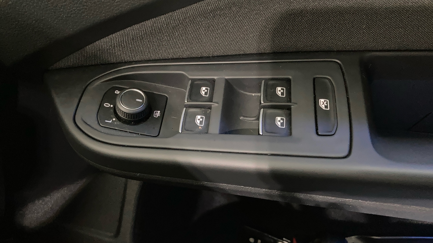 Used Volkswagen Golf 2020 for sale - 76010926: Photo 33