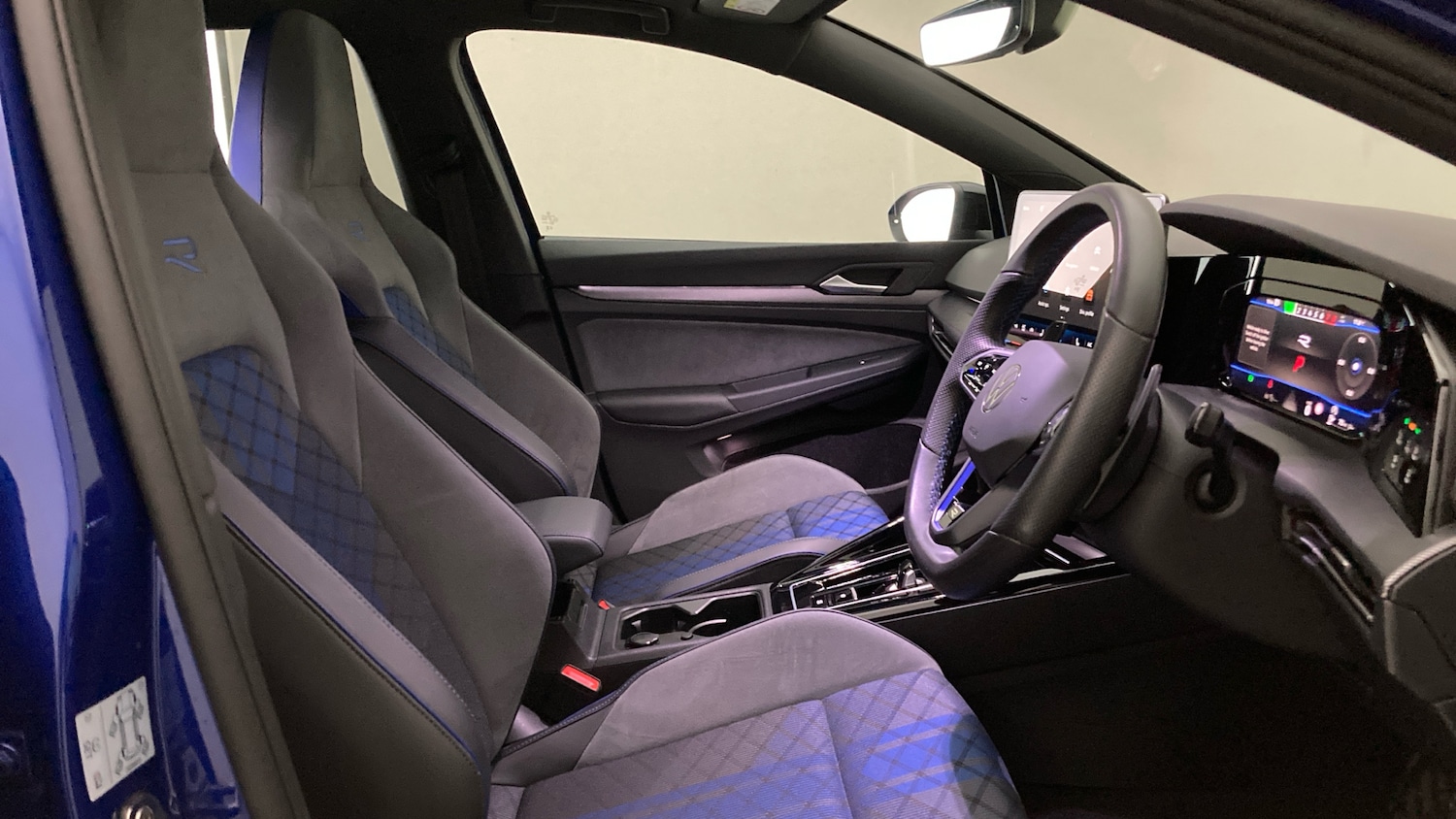 Used Volkswagen Golf 2025 for sale - 77124988: Photo 15