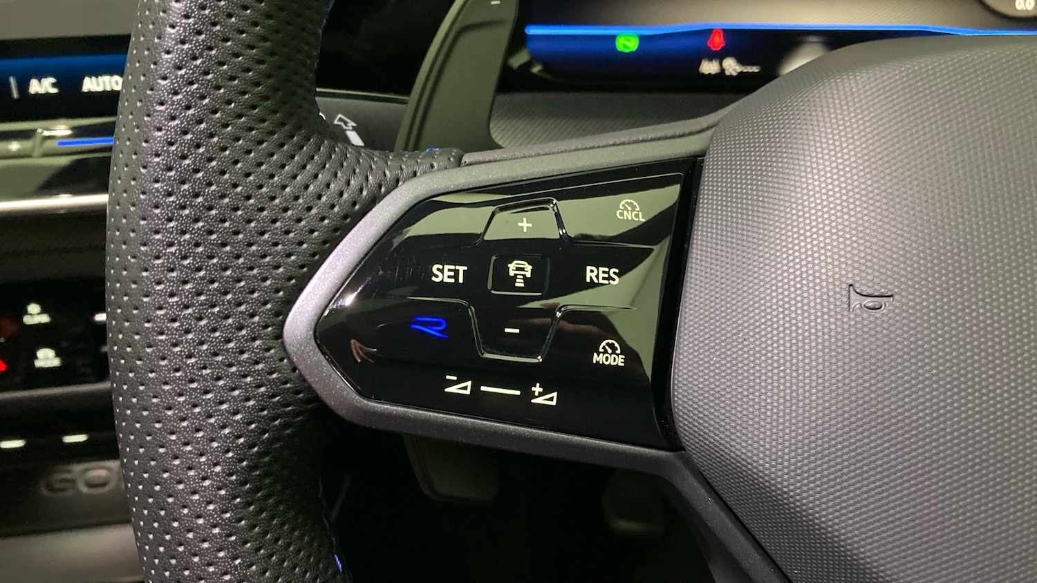 Used Volkswagen Golf 2025 for sale - 77124988: Photo 17