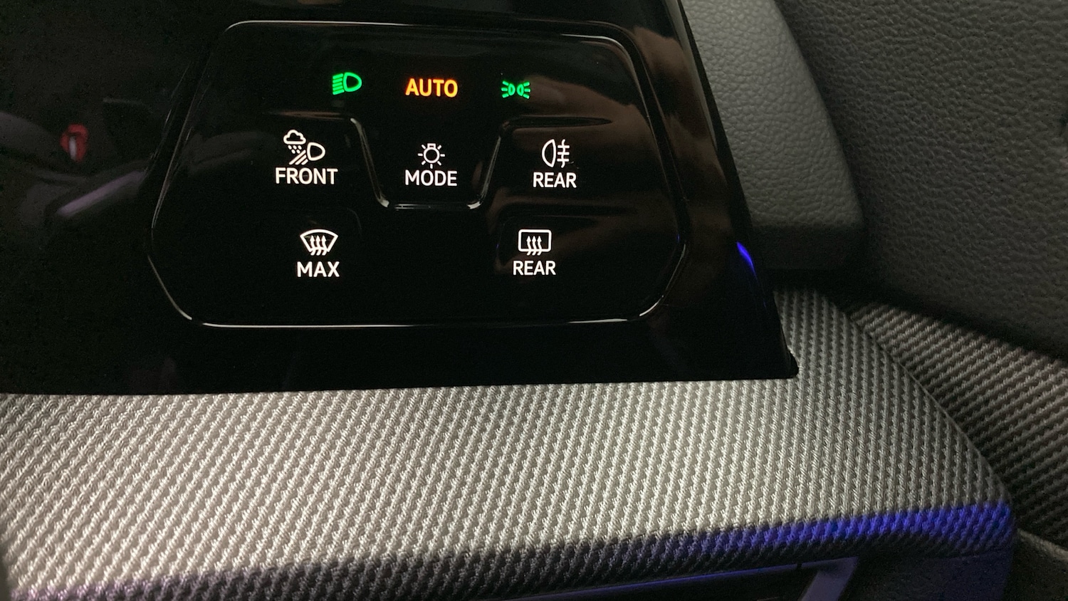 Used Volkswagen Golf 2025 for sale - 77124988: Photo 34