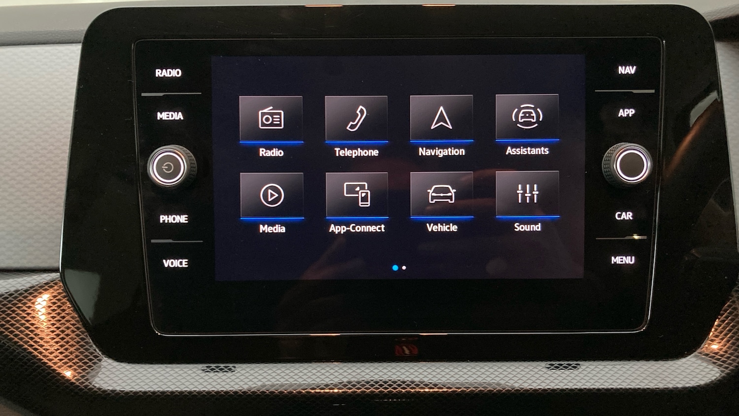 Used Volkswagen T-Cross 2024 for sale - 76882309: Photo 12