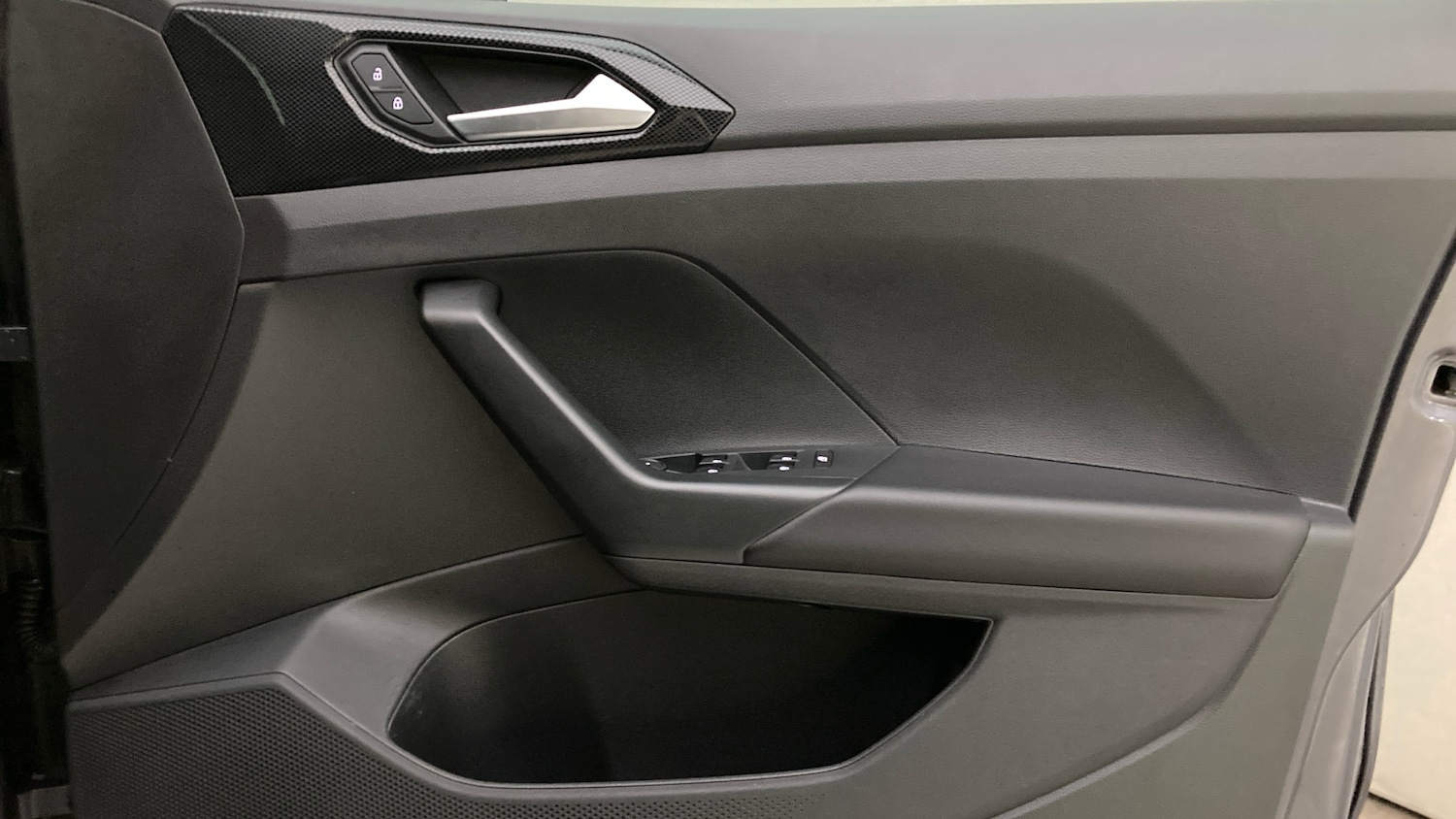 Used Volkswagen T-Cross 2024 for sale - 76882309: Photo 19