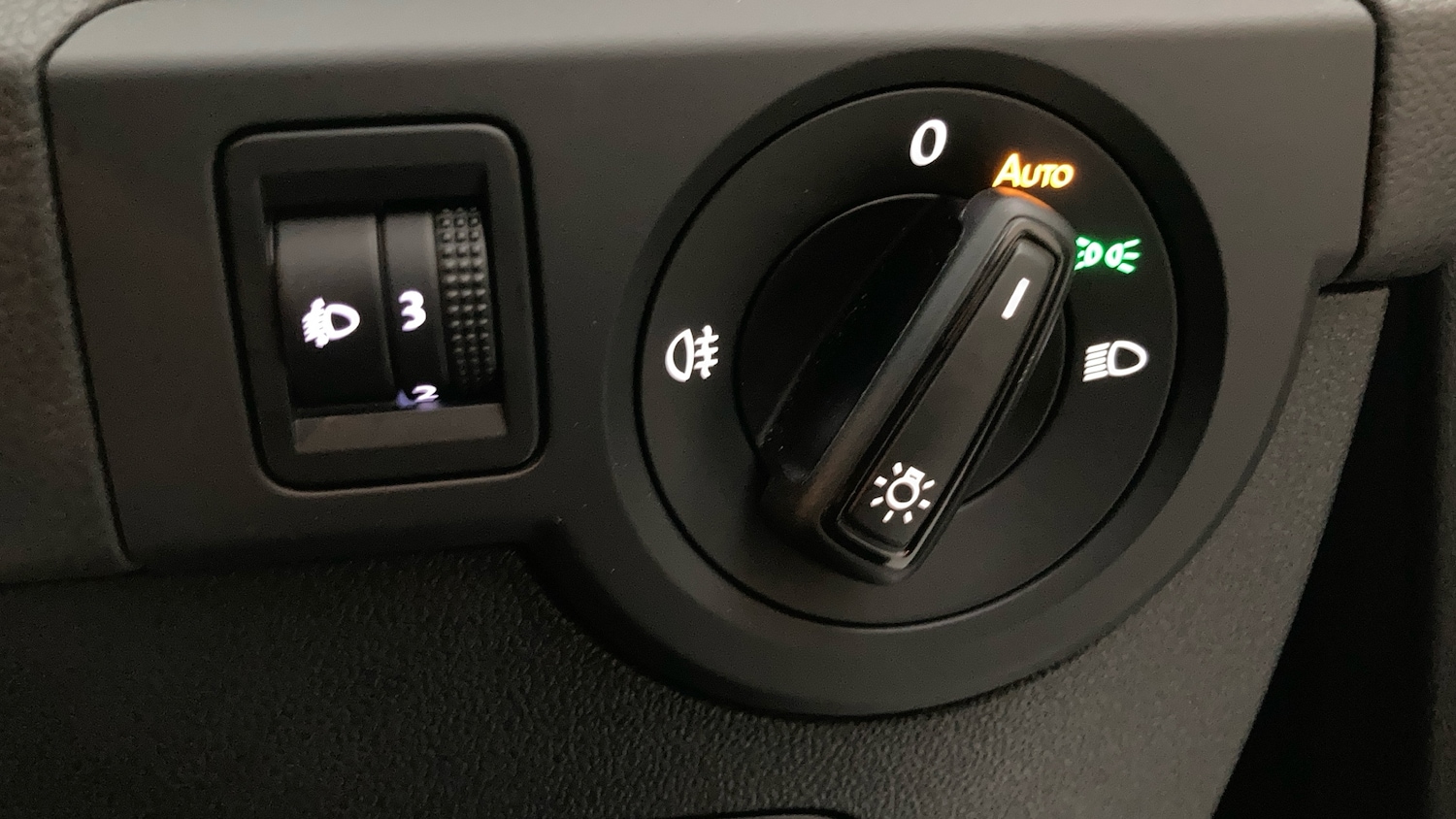 Used Volkswagen T-Cross 2024 for sale - 76882309: Photo 30