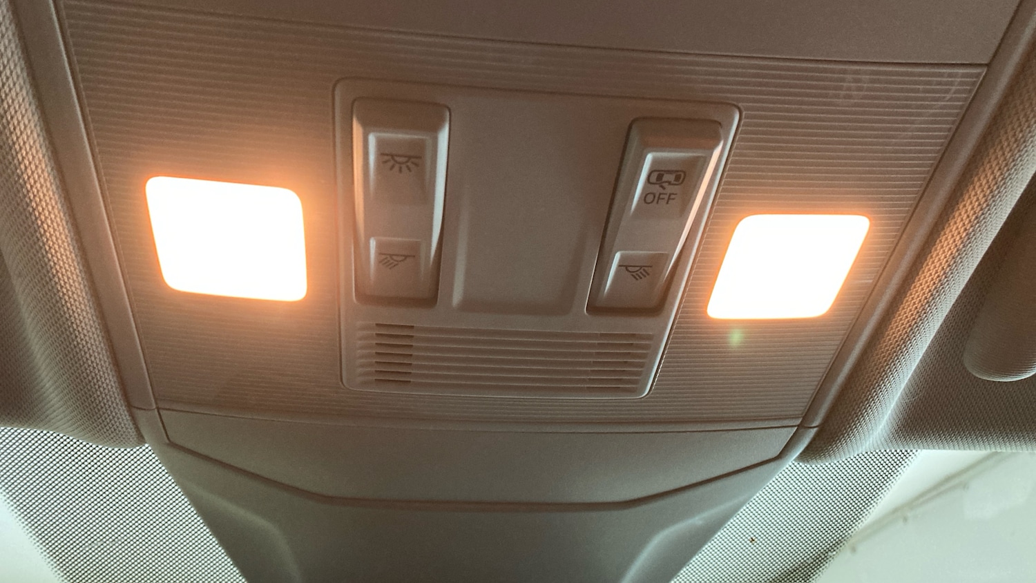 Used Volkswagen T-Cross 2024 for sale - 76882309: Photo 33