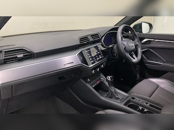 Used Audi Q3 2022 for sale - 76027002: Photo