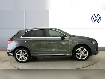 Used Audi Q3 2022 for sale - 76027002: Photo