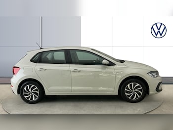 Used Volkswagen Polo 2023 for sale - 75604068: Photo