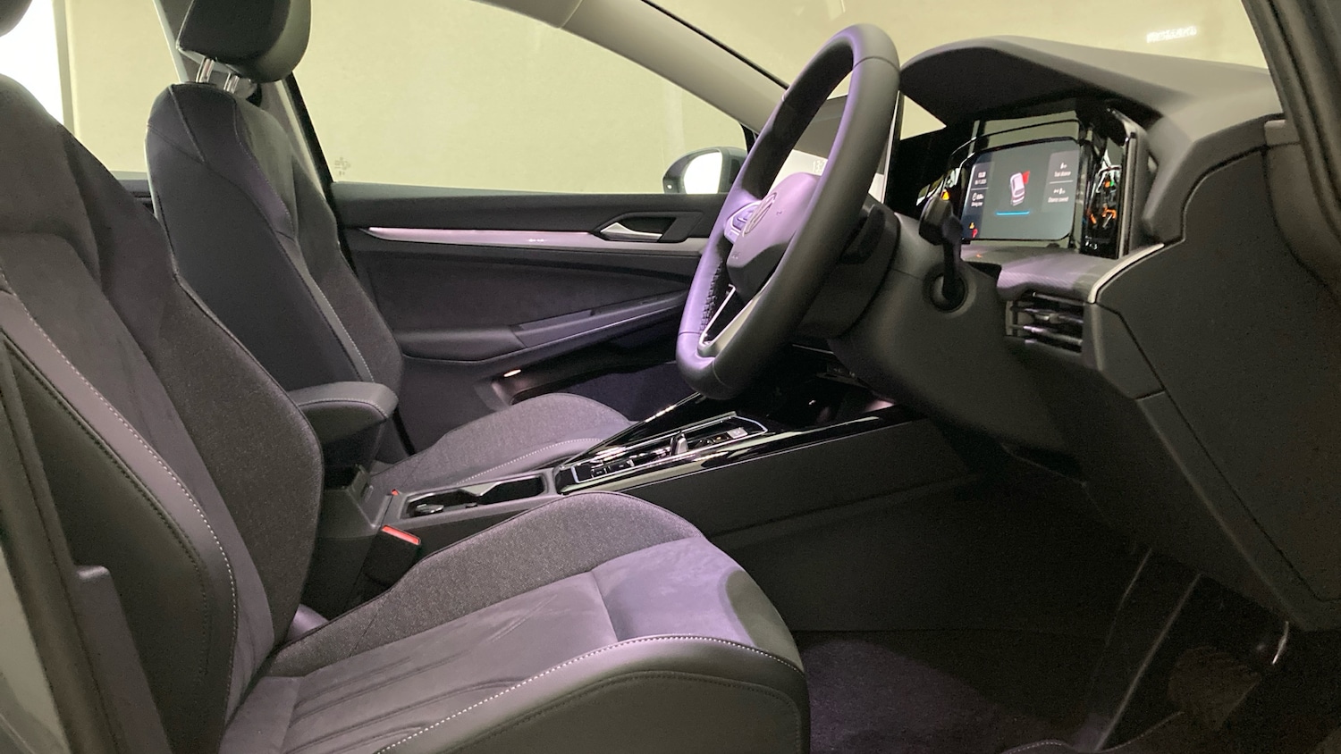 Used Volkswagen Golf 2025 for sale - 77370490: Photo 15