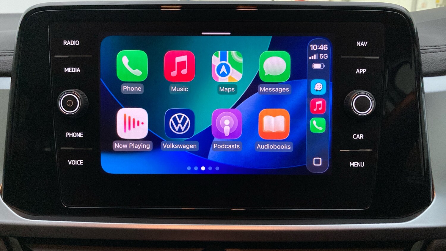 Used Volkswagen T-Roc 2023 for sale - 77652940: Photo 25