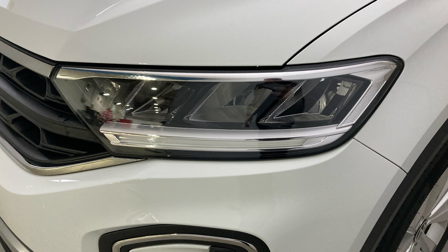 Used Volkswagen T-Roc 2023 for sale - 77652940: Photo 34