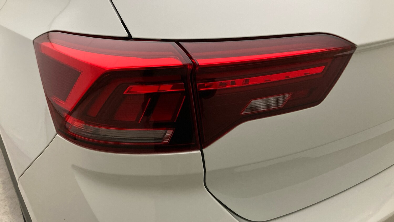 Used Volkswagen T-Roc 2023 for sale - 77652940: Photo 38