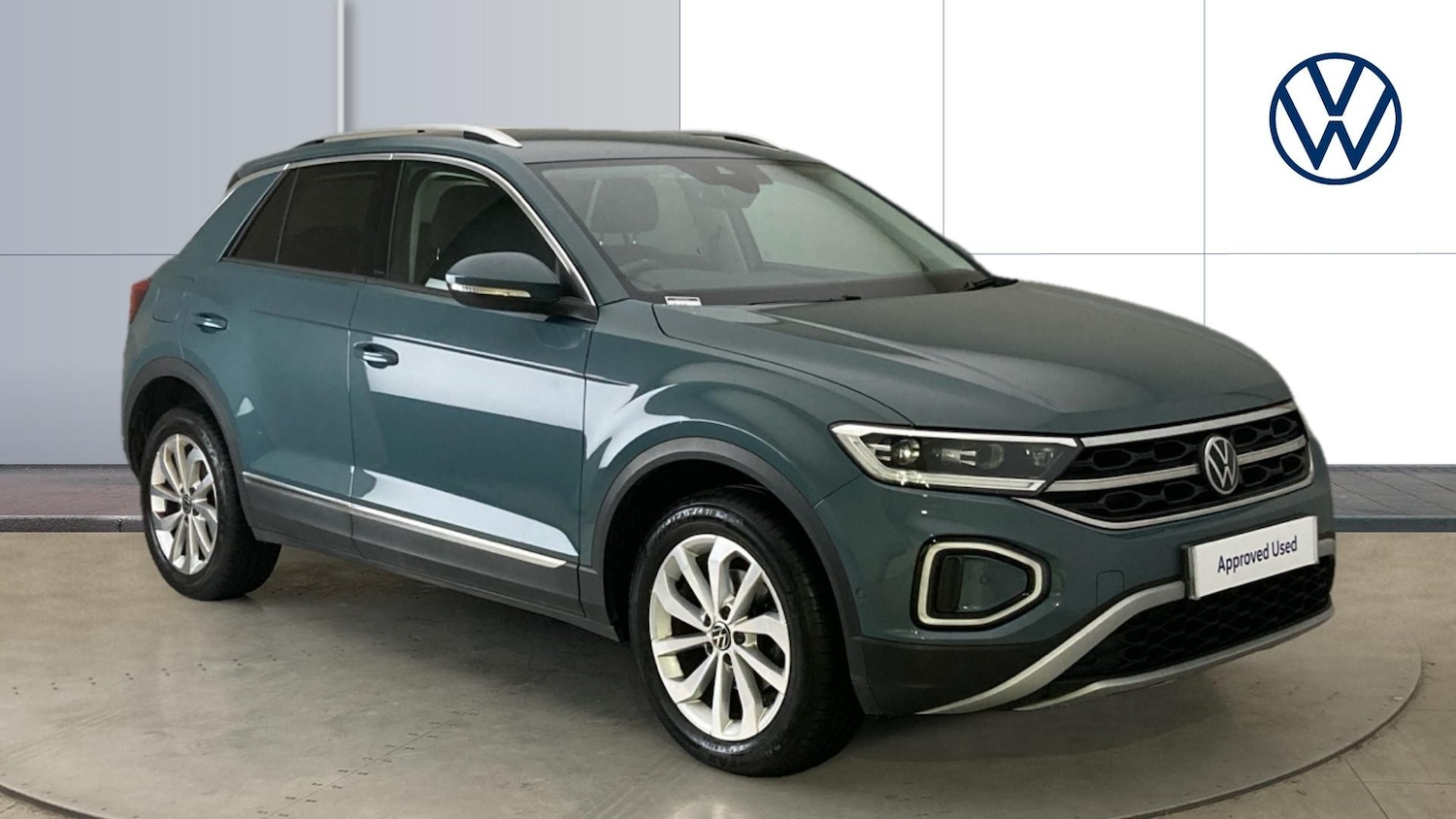 Used Volkswagen T-Roc 2022 for sale - 76181330: Photo 1