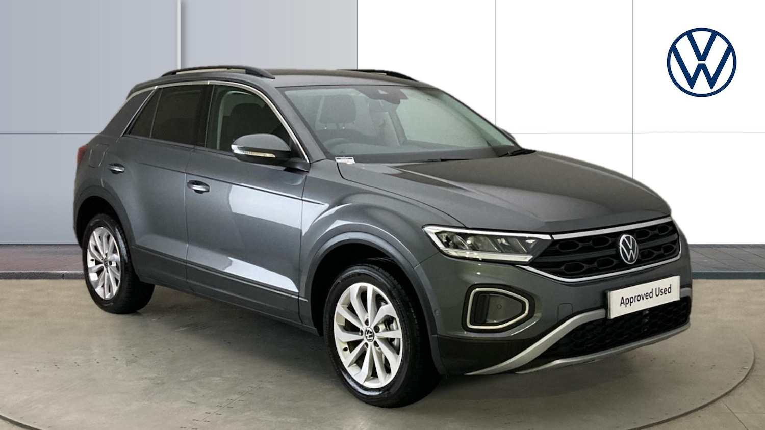 Used Volkswagen T-Roc 2025 for sale - 76984612: Photo 1