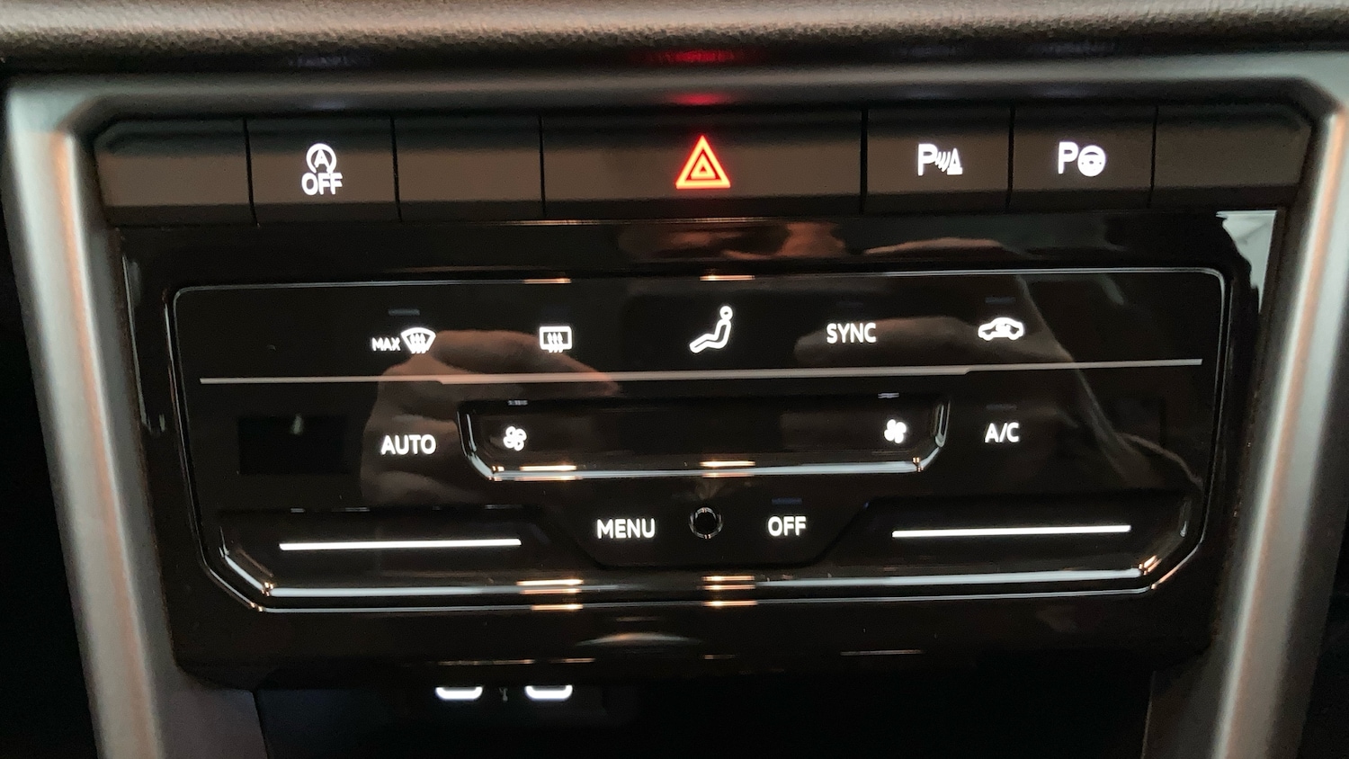 Used Volkswagen T-Roc 2025 for sale - 76984612: Photo 13