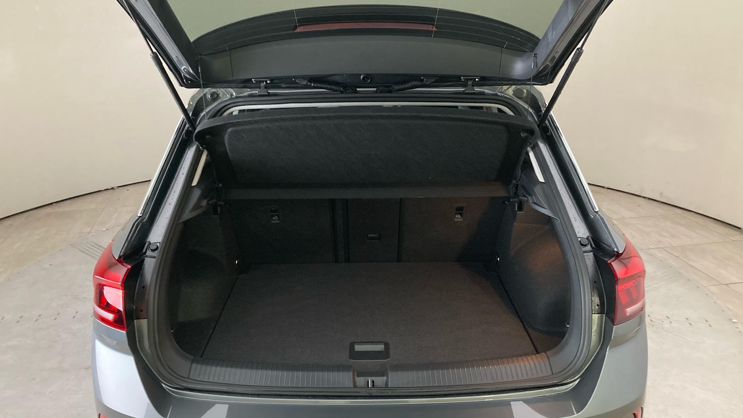 Used Volkswagen T-Roc 2025 for sale - 76984612: Photo 20