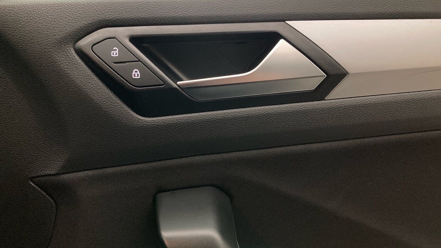 Used Volkswagen T-Roc 2025 for sale - 76984612: Photo 32