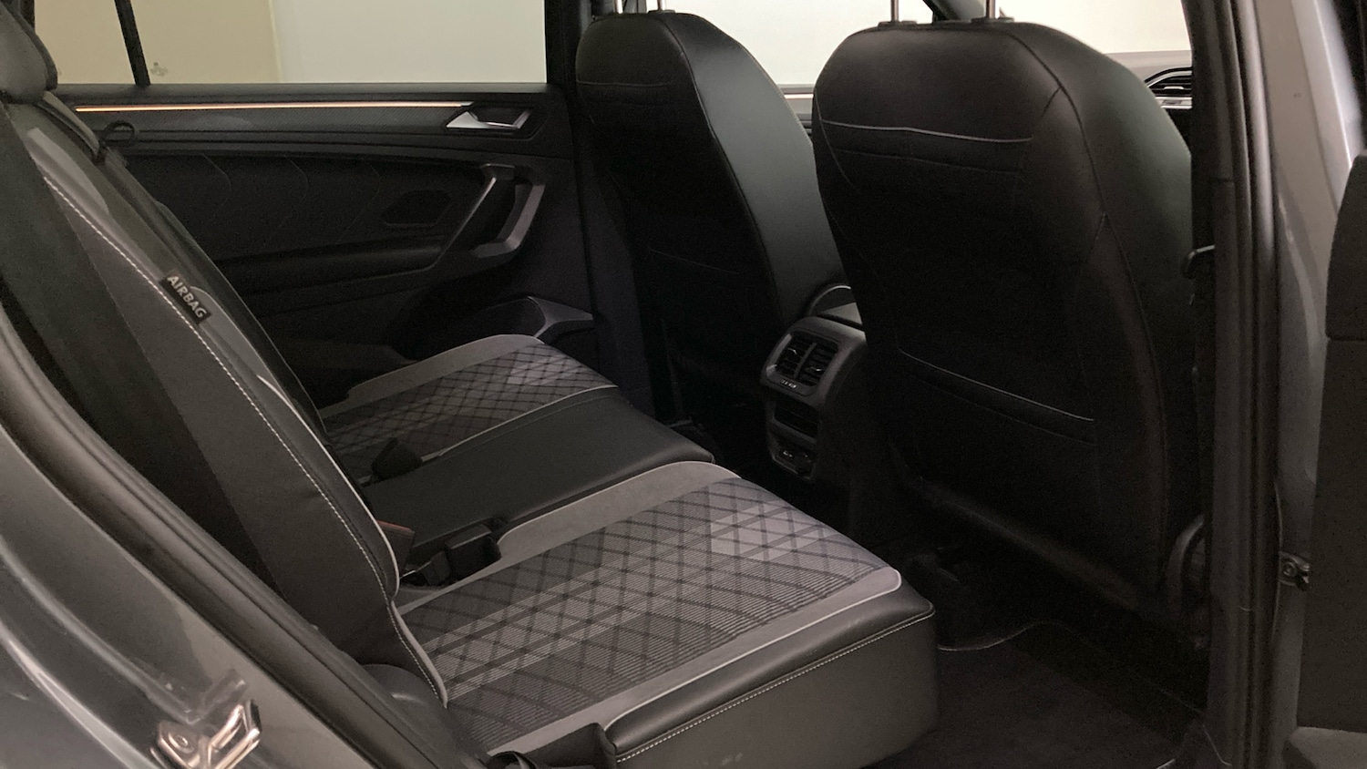 Used Volkswagen Tiguan Allspace 2024 for sale - 76738646: Photo 37