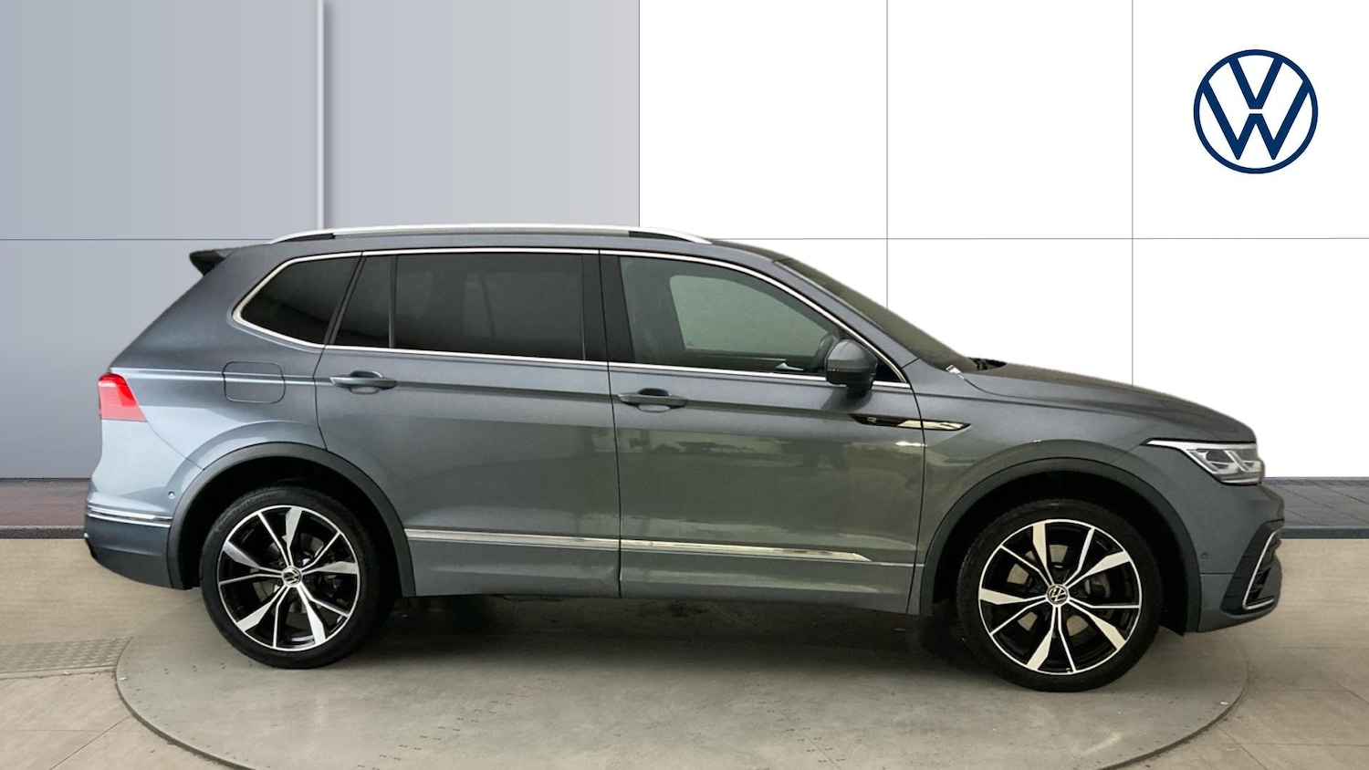 Used Volkswagen Tiguan Allspace 2024 for sale - 76738646: Photo 4