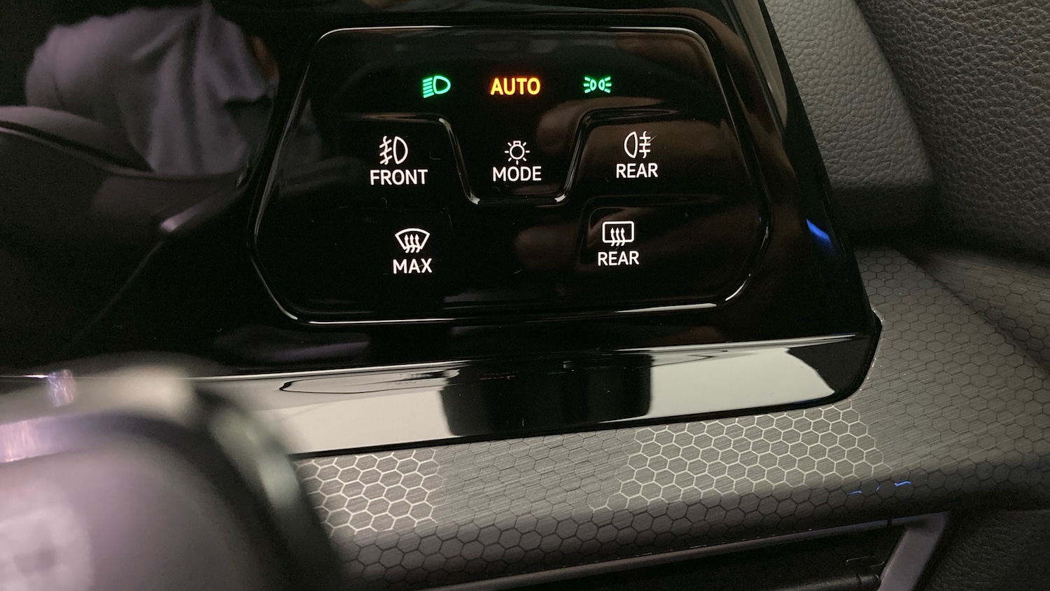 Used Volkswagen Golf 2025 for sale - 76490349: Photo 31