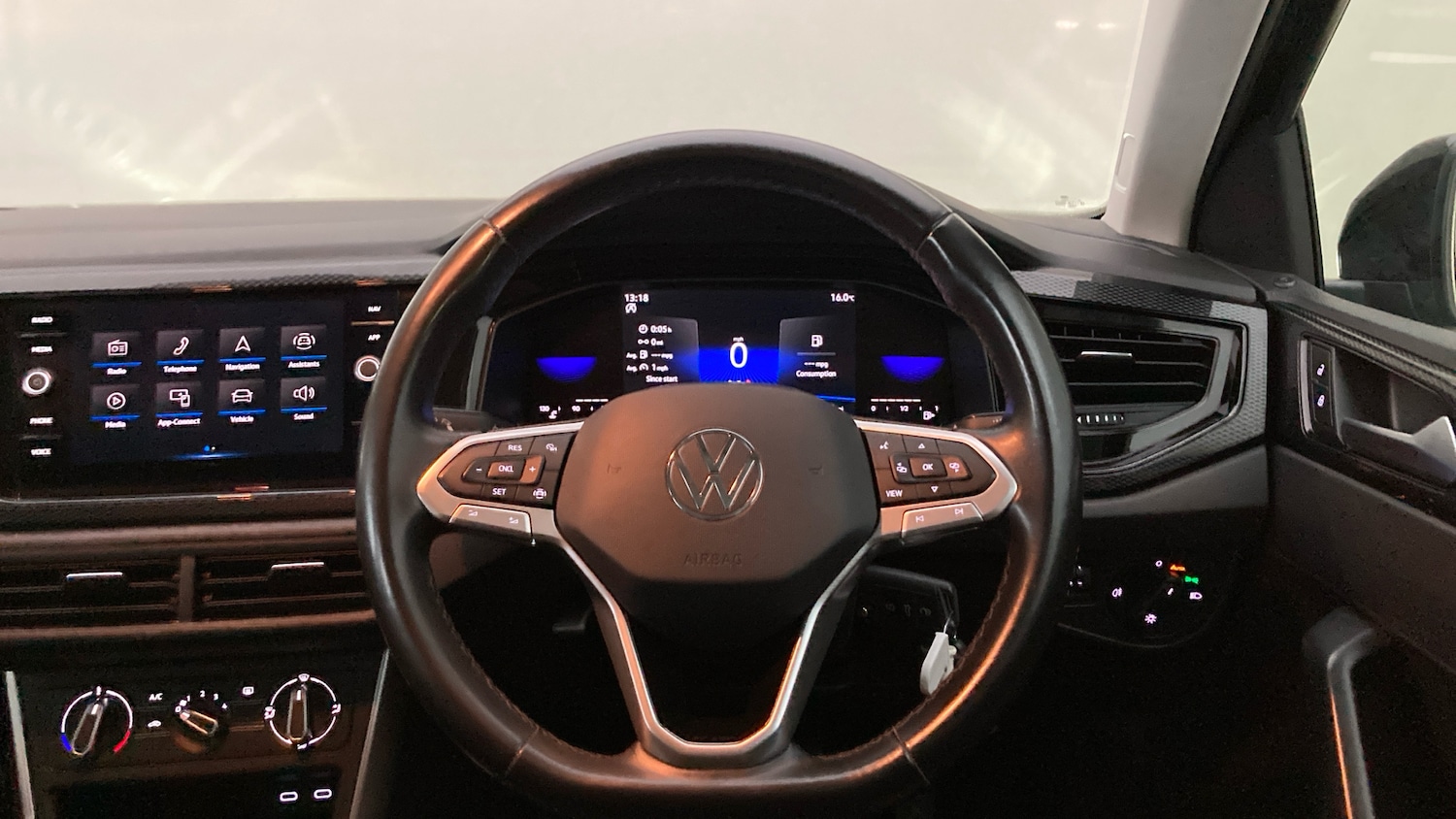 Used Volkswagen Polo 2022 for sale - 77998214: Photo 10