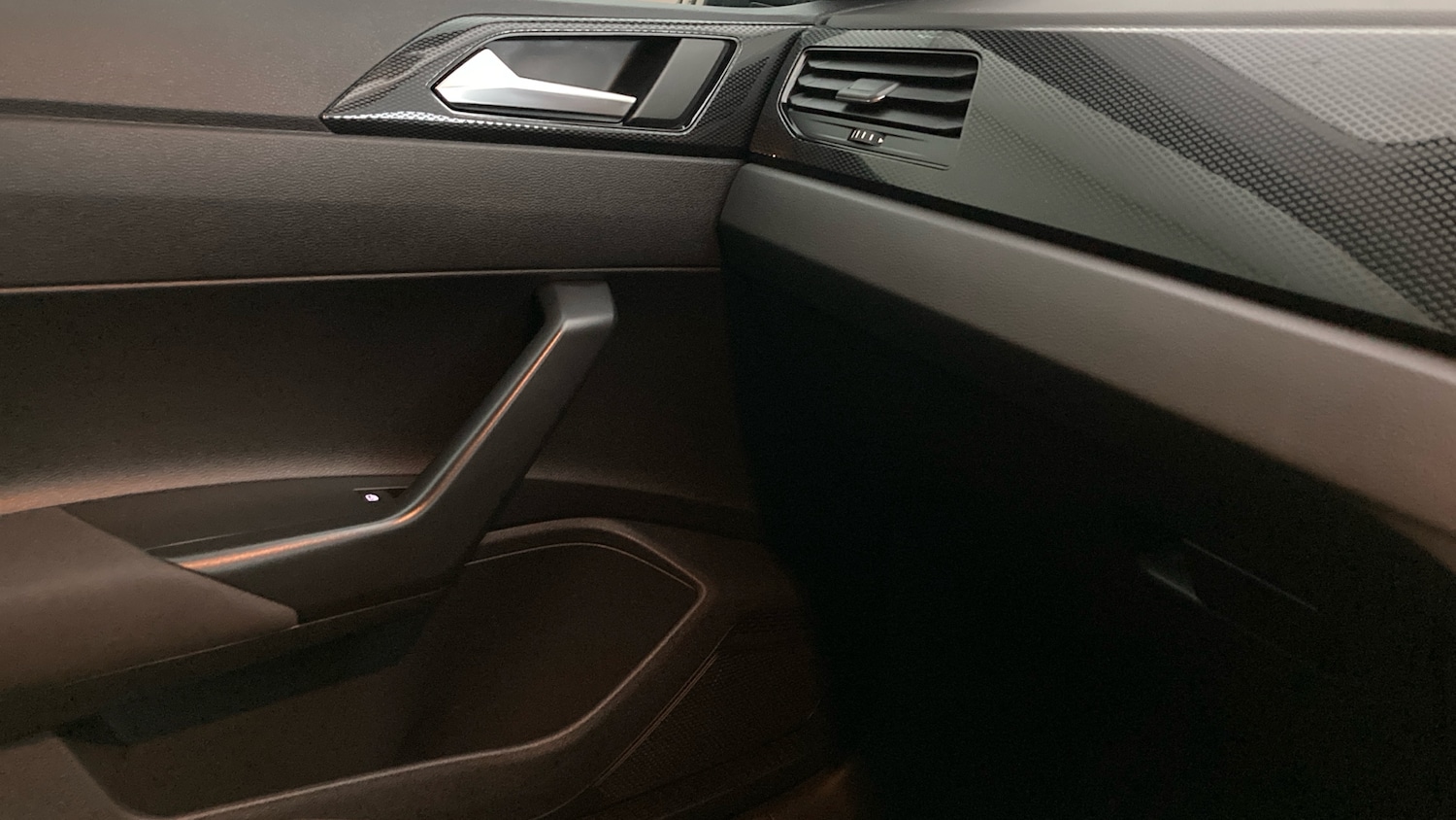 Used Volkswagen Polo 2022 for sale - 77998214: Photo 32