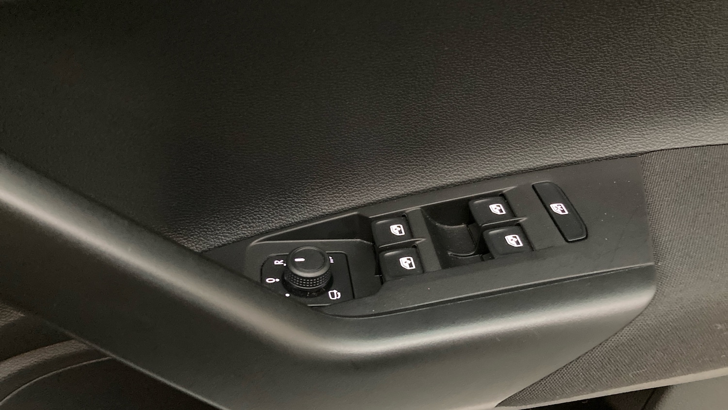 Used Volkswagen Polo 2023 for sale - 77222861: Photo 28