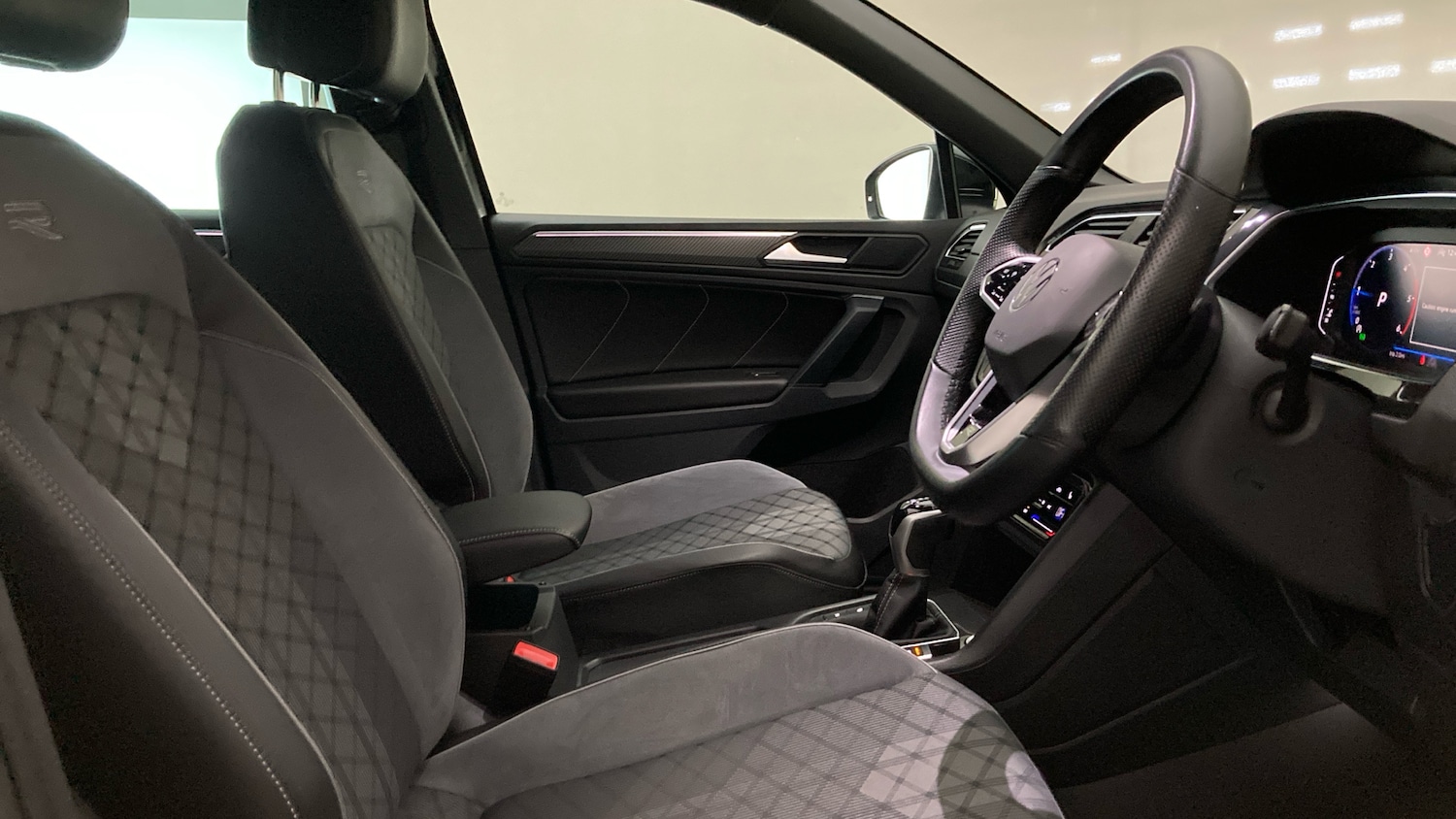 Used Volkswagen Tiguan 2023 for sale - 78179493: Photo 15