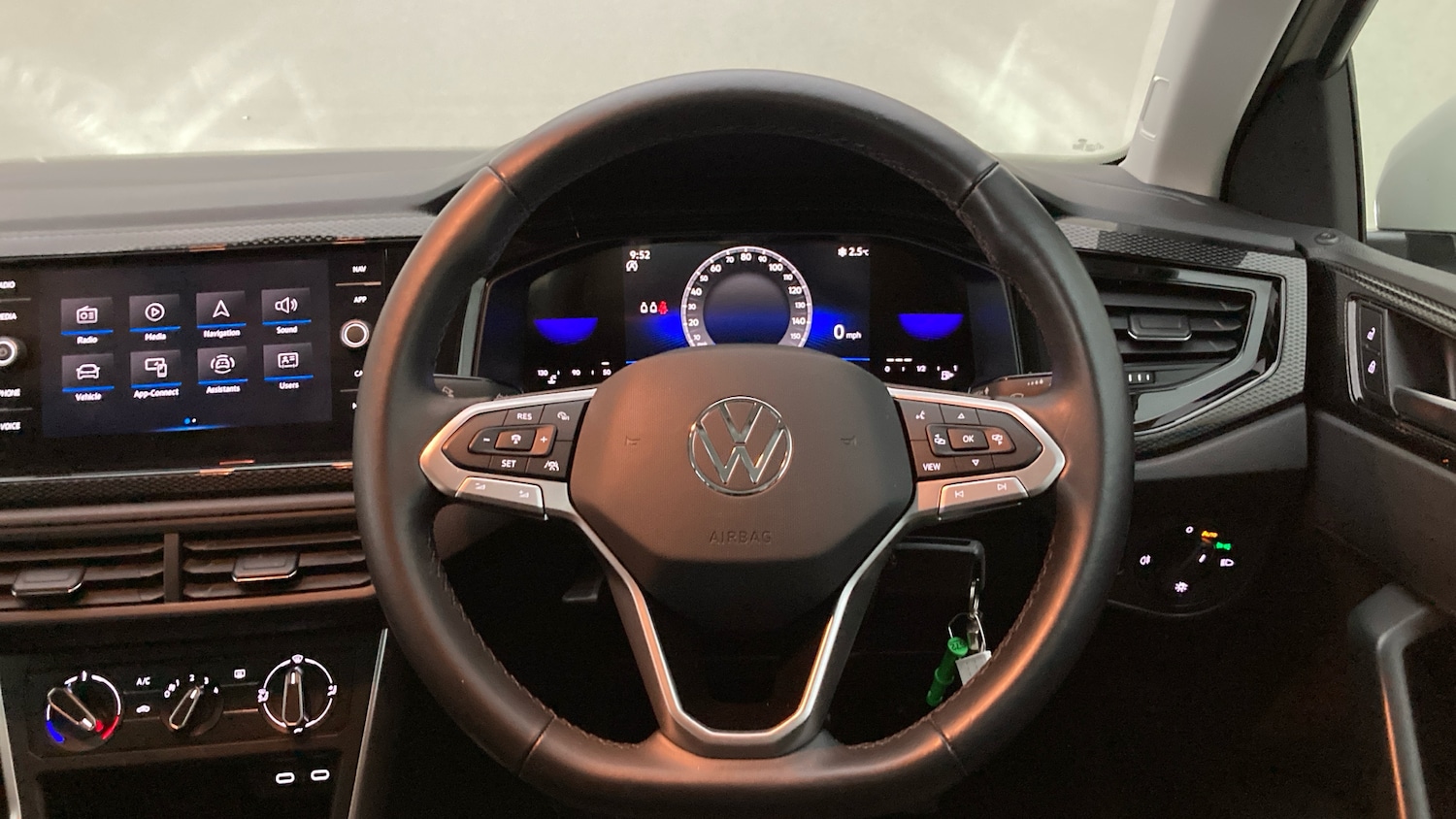 Used Volkswagen Polo 2023 for sale - 77653505: Photo 10