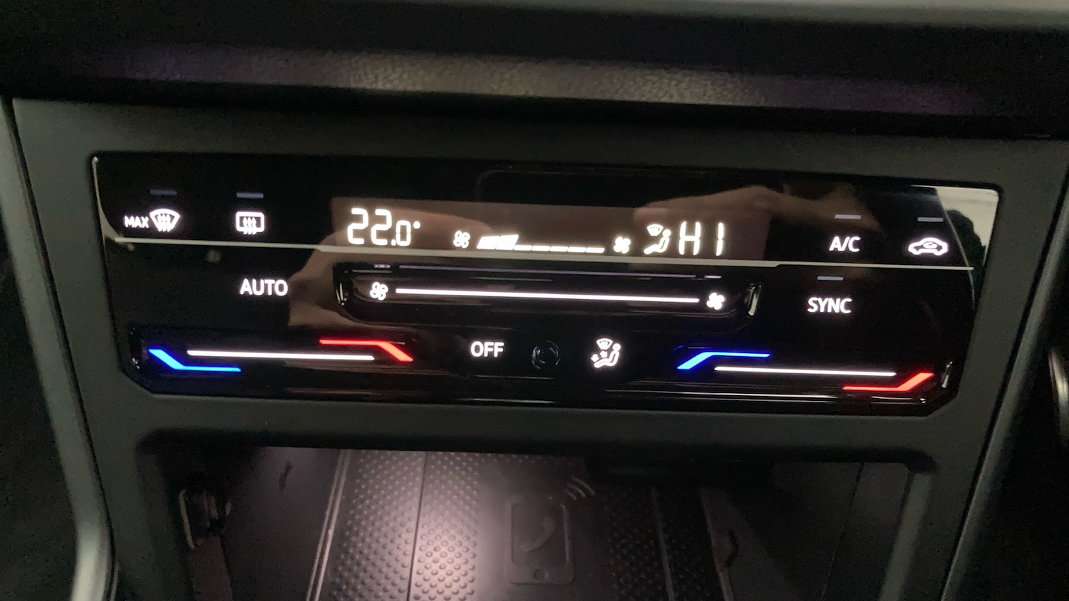 Used Volkswagen Taigo 2024 for sale - 76976921: Photo 13