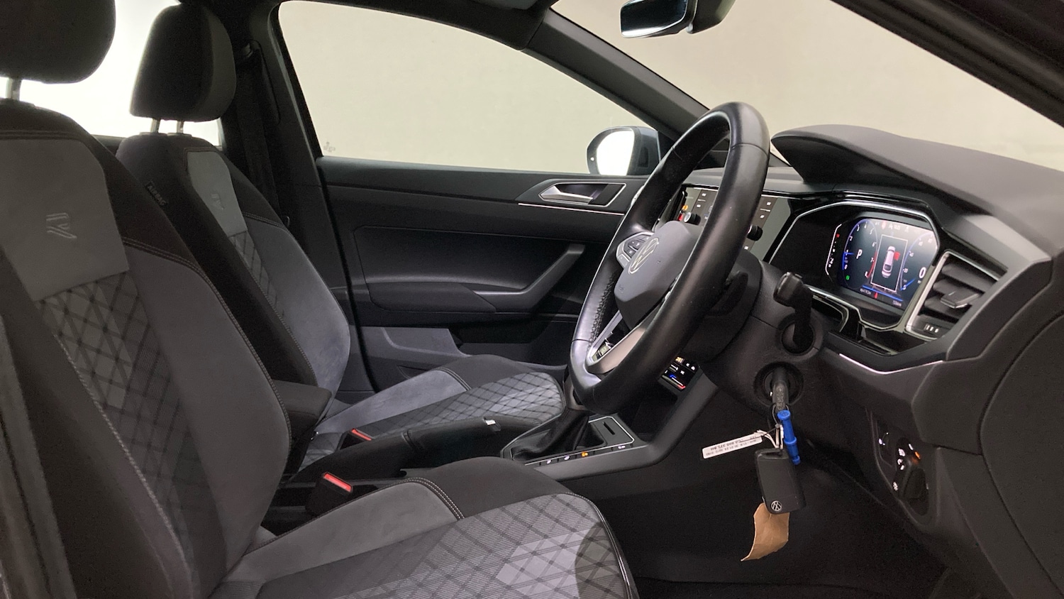 Used Volkswagen Taigo 2024 for sale - 76976921: Photo 15