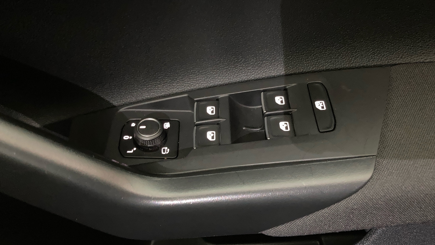 Used Volkswagen Taigo 2024 for sale - 76976921: Photo 31