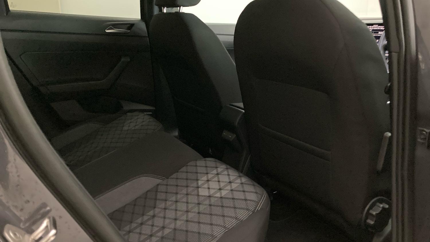 Used Volkswagen Taigo 2024 for sale - 76976921: Photo 35