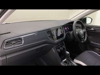 Used Volkswagen T-Roc 2020 for sale - 75060851: Photo