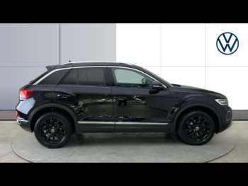 Used Volkswagen T-Roc 2023 for sale - 74550045: Photo