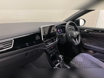 Used Volkswagen T-Roc 2023 for sale - 78775486: Photo