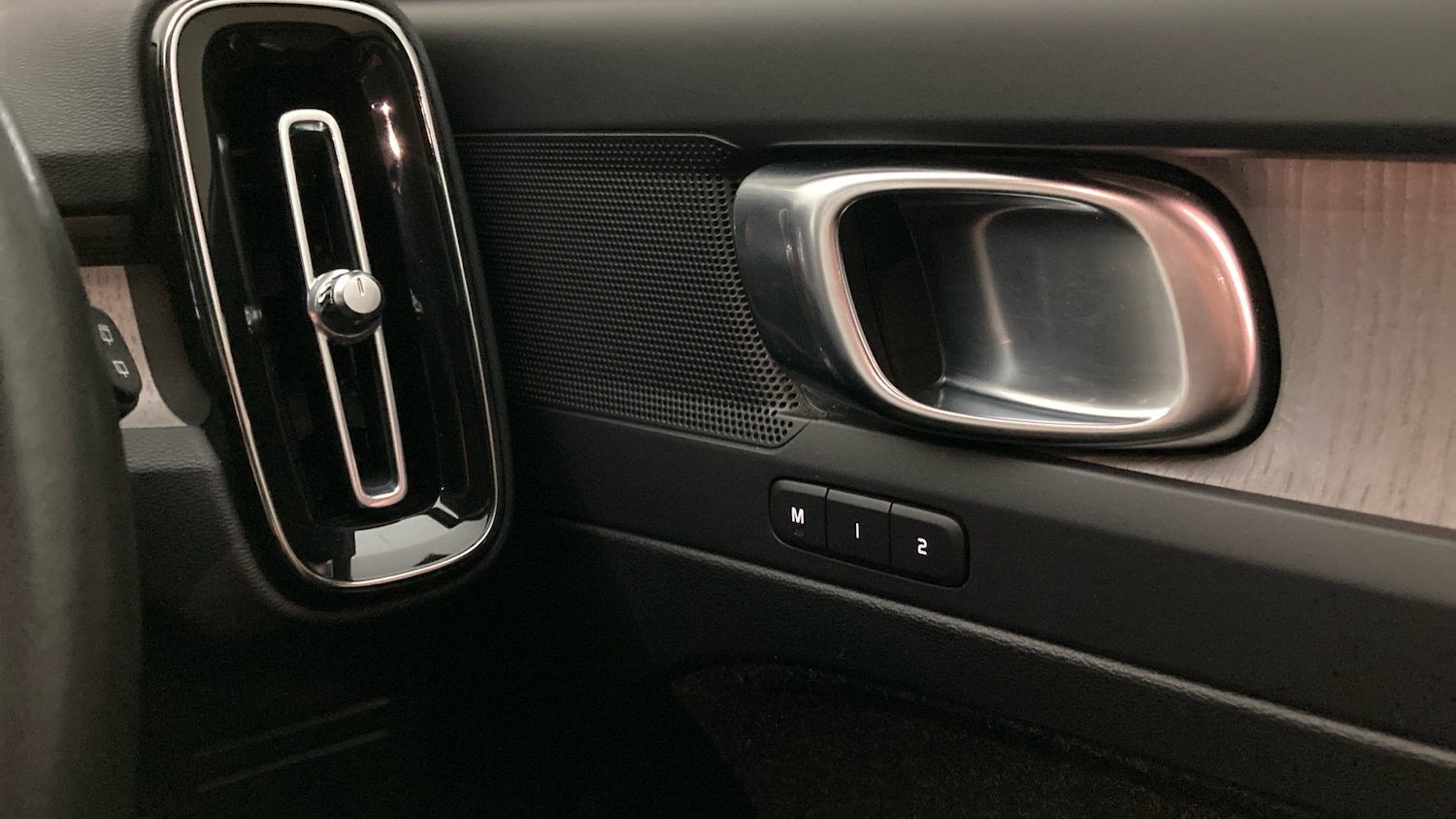 Used Volvo XC40 2021 for sale - 77035725: Photo 27