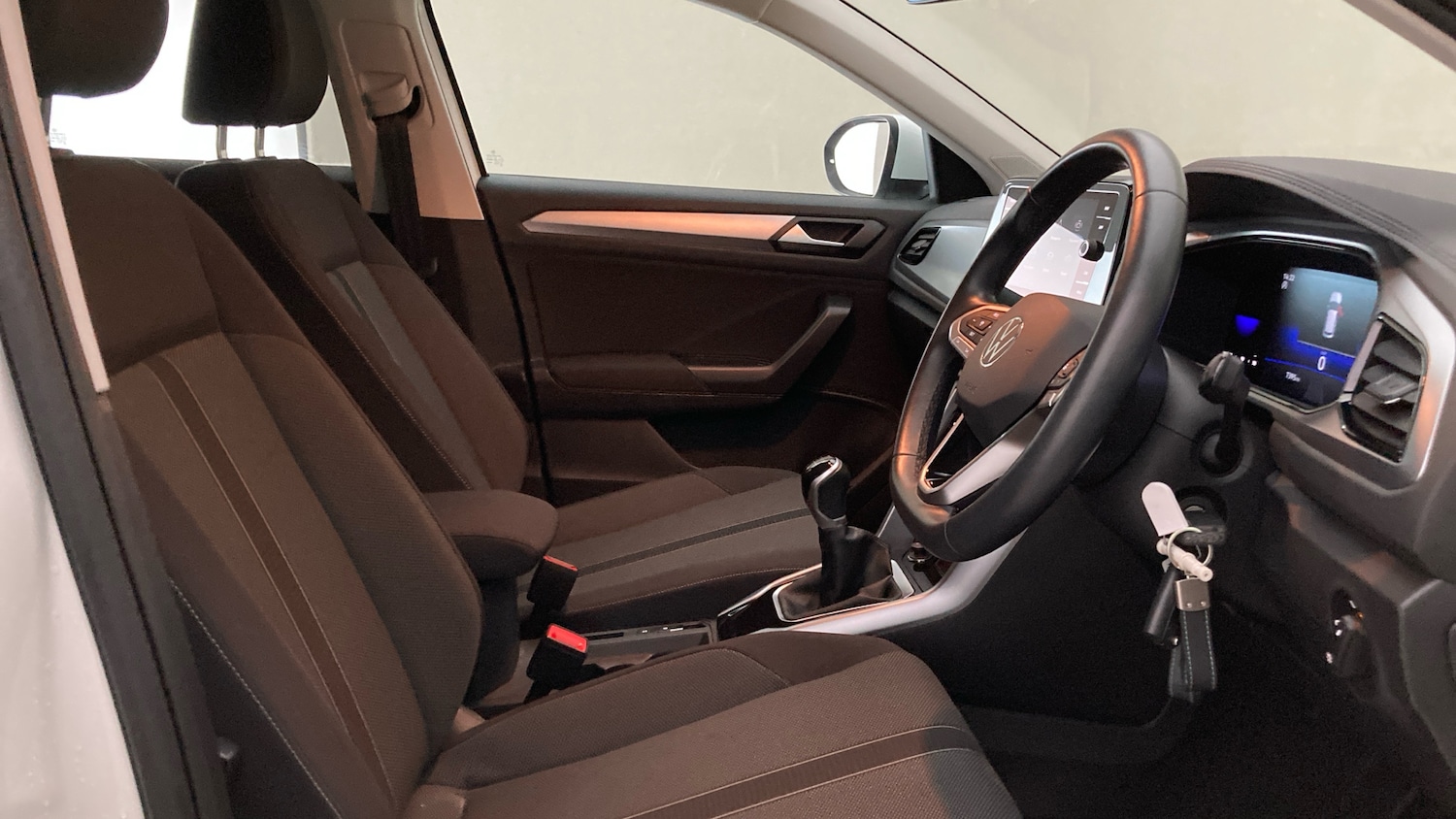 Used Volkswagen T-Roc 2022 for sale - 76892862: Photo 15