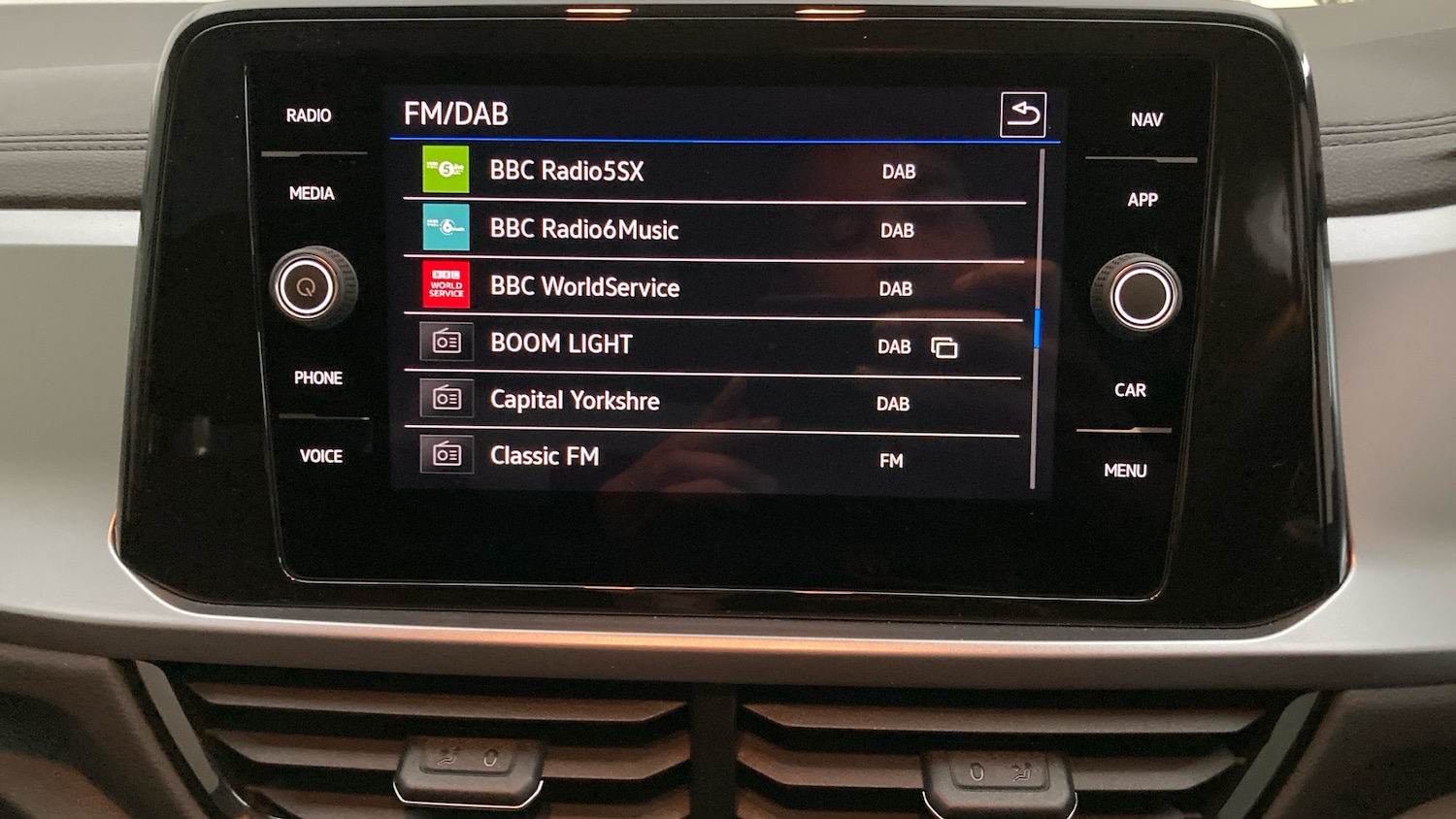 Used Volkswagen T-Roc 2022 for sale - 76892862: Photo 27