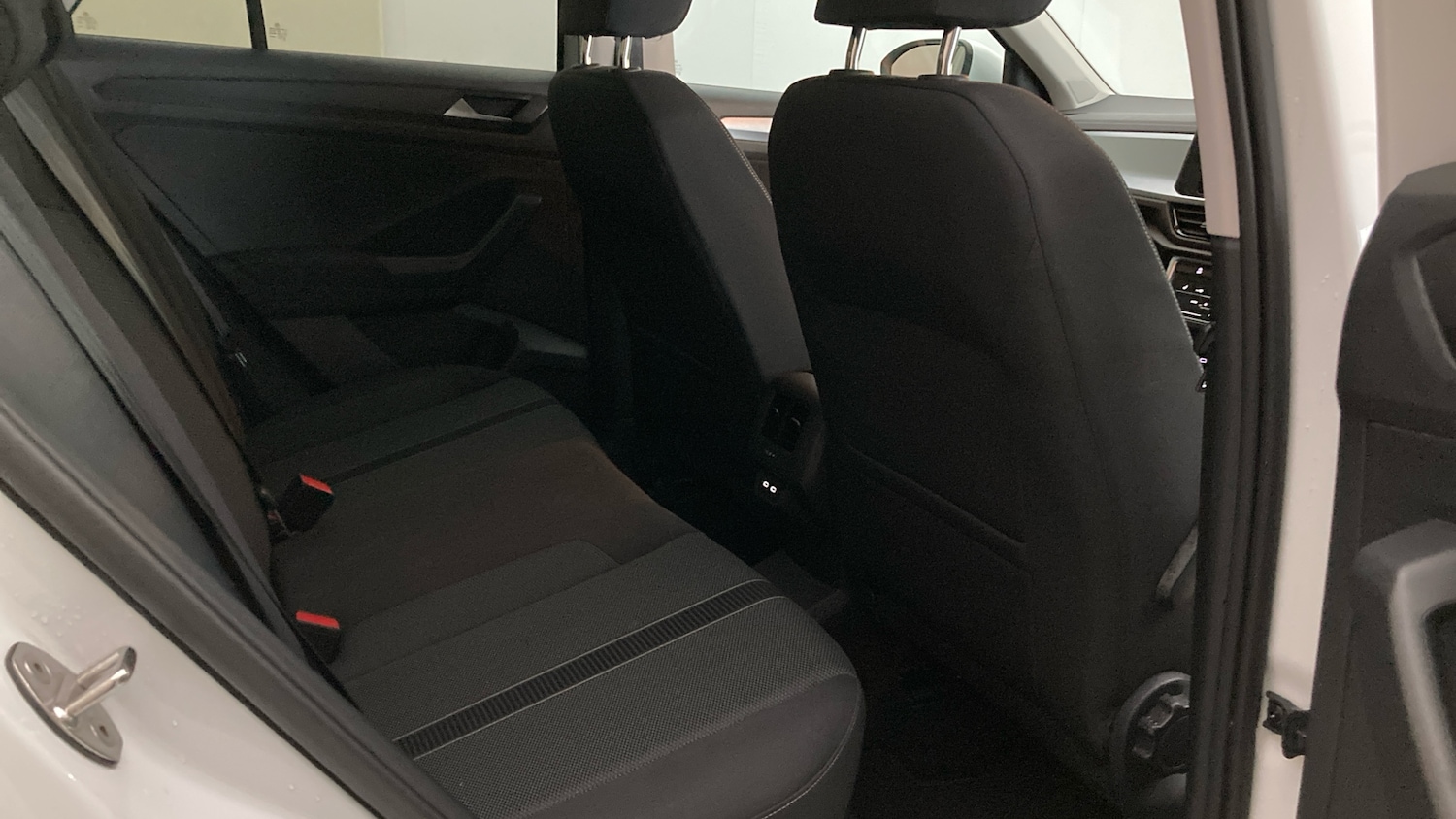 Used Volkswagen T-Roc 2022 for sale - 76892862: Photo 35