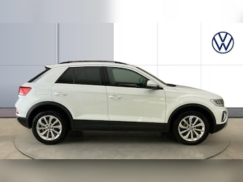 Used Volkswagen T-Roc 2022 for sale - 76892862: Photo
