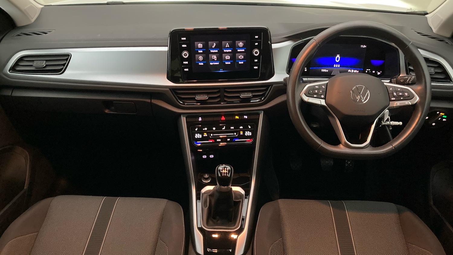 Used Volkswagen T-Roc 2022 for sale - 76892862: Photo 9