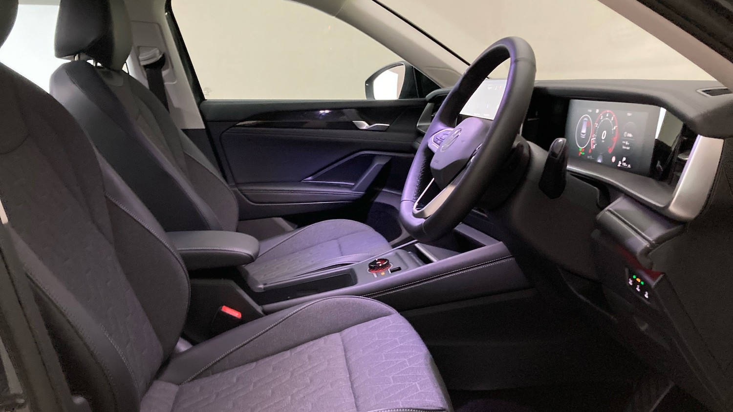 Used Volkswagen Touran 2025 for sale - 76545237: Photo 15