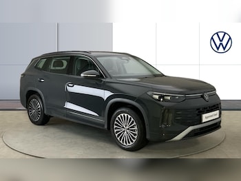 Used Volkswagen Touran 2025 for sale - 76545237: Photo