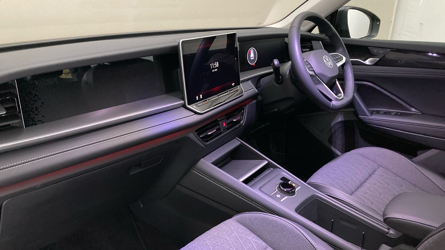 Used Volkswagen Touran 2025 for sale - 76545237: Photo 2