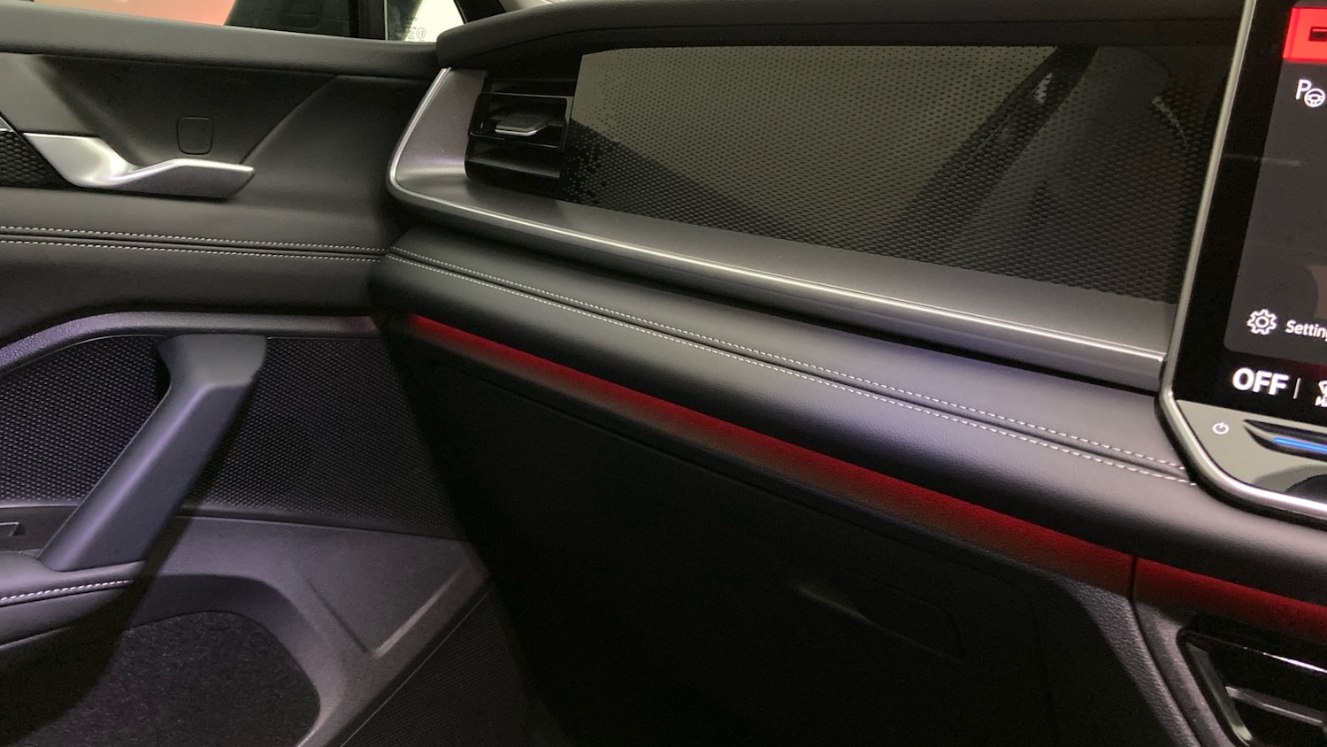 Used Volkswagen Touran 2025 for sale - 76545237: Photo 32