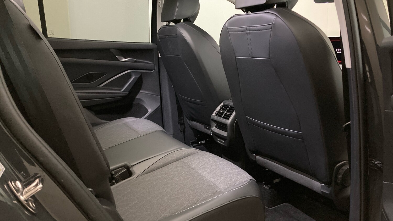 Used Volkswagen Touran 2025 for sale - 76545237: Photo 37