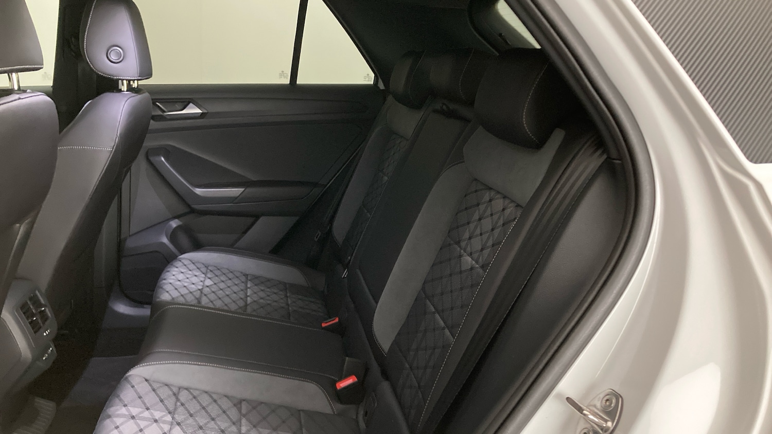 Used Volkswagen T-Roc 2025 for sale - 76127096: Photo 16
