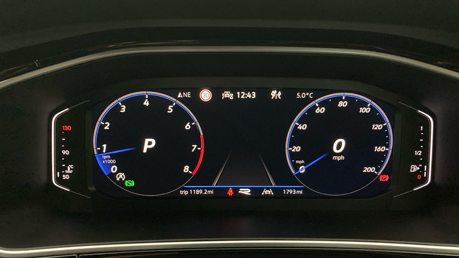 Used Volkswagen T-Roc 2025 for sale - 77381492: Photo 11