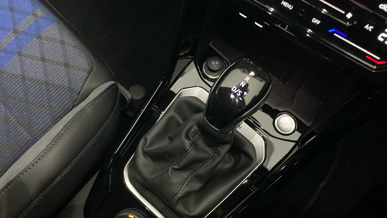 Used Volkswagen T-Roc 2025 for sale - 77381492: Photo 14